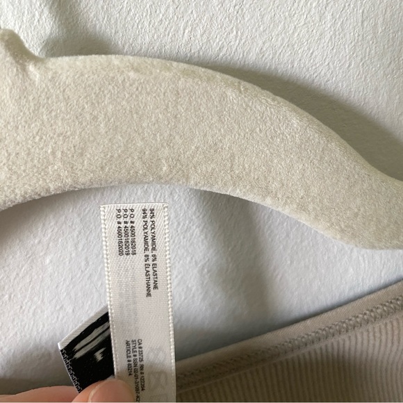 ARITZIA SUNDEH Sunday Best SinchSeamless rib ribcage tan long sleeve L - Picture 4 of 11